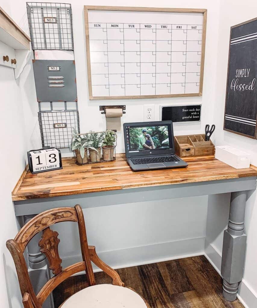 Gray and Wood Built-in Desk Ideas
