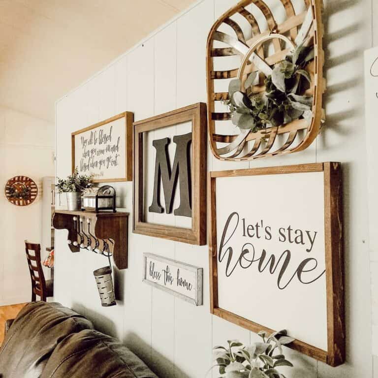 31 Charming Farmhouse Wall Décor Ideas