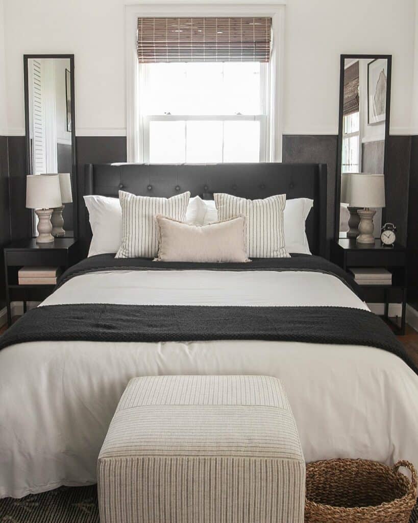 Ideas for Black and White Bedroom Décor