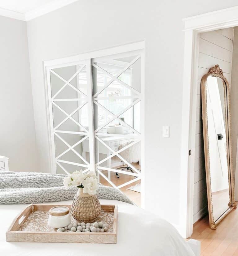 Interior Door Trim Ideas for Minimalist Space
