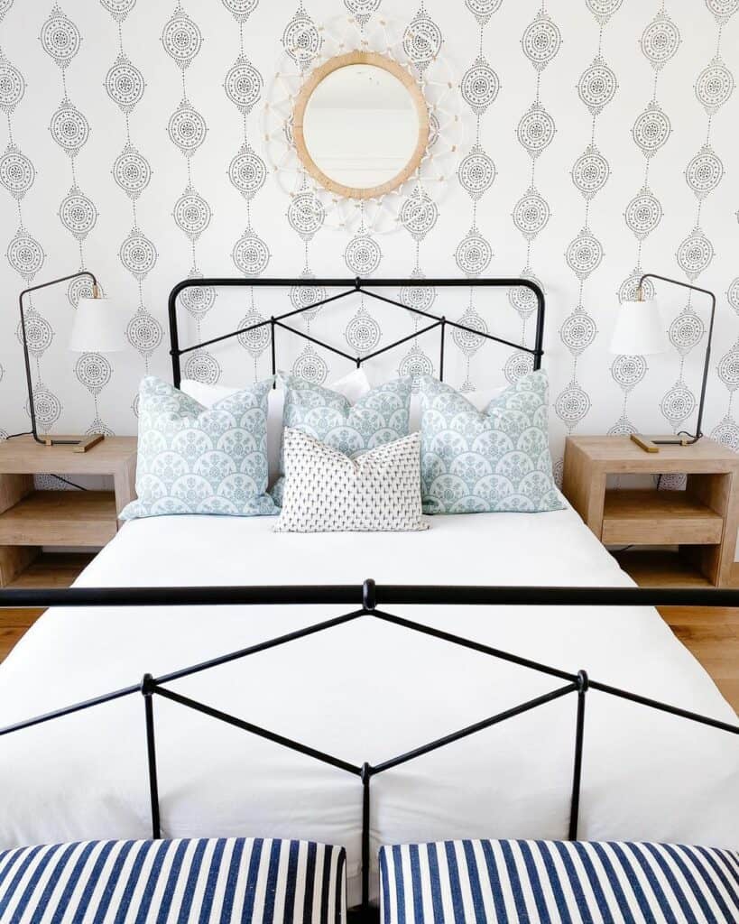 Intricate Designs on Modern Bedroom Wallpaper