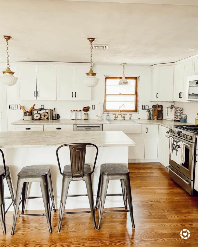Picture of Kitchen Lighting for a Low Ceiling Includes White Lamps - Soul & Lane