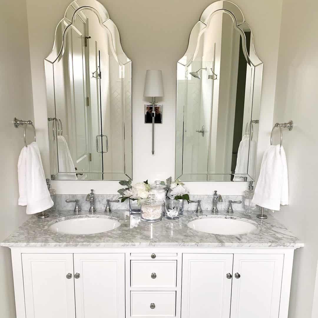 24 Double Vanity Ideas to Try in Your Bathroom