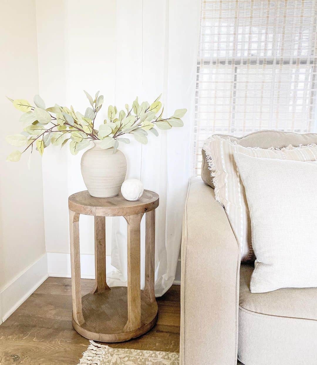 Minimalist Living Room with Round End Table - Soul & Lane