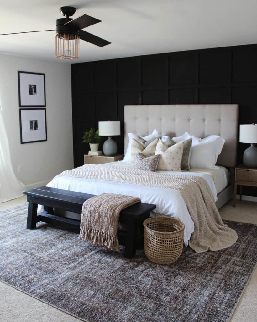 Modern Bedroom With Black