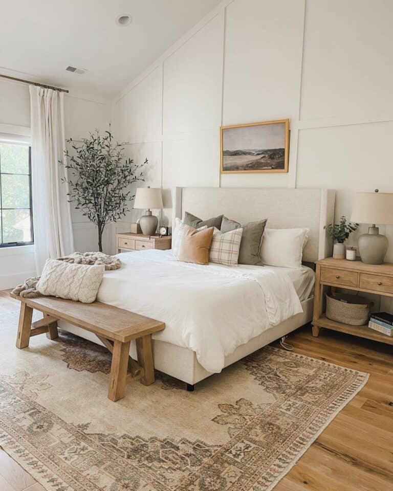 Modern Farmhouse Bedroom Décor