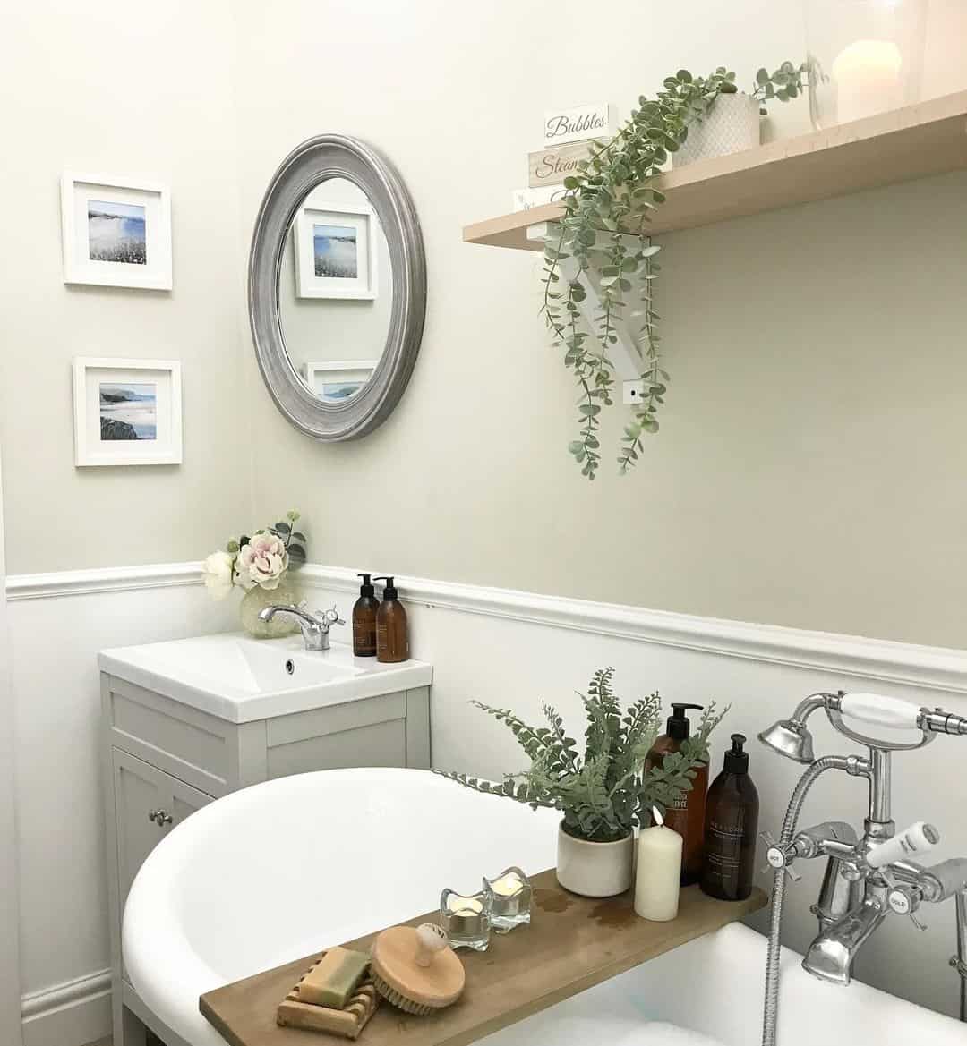 30 Grey and White Bathroom Ideas That Work for Any Style