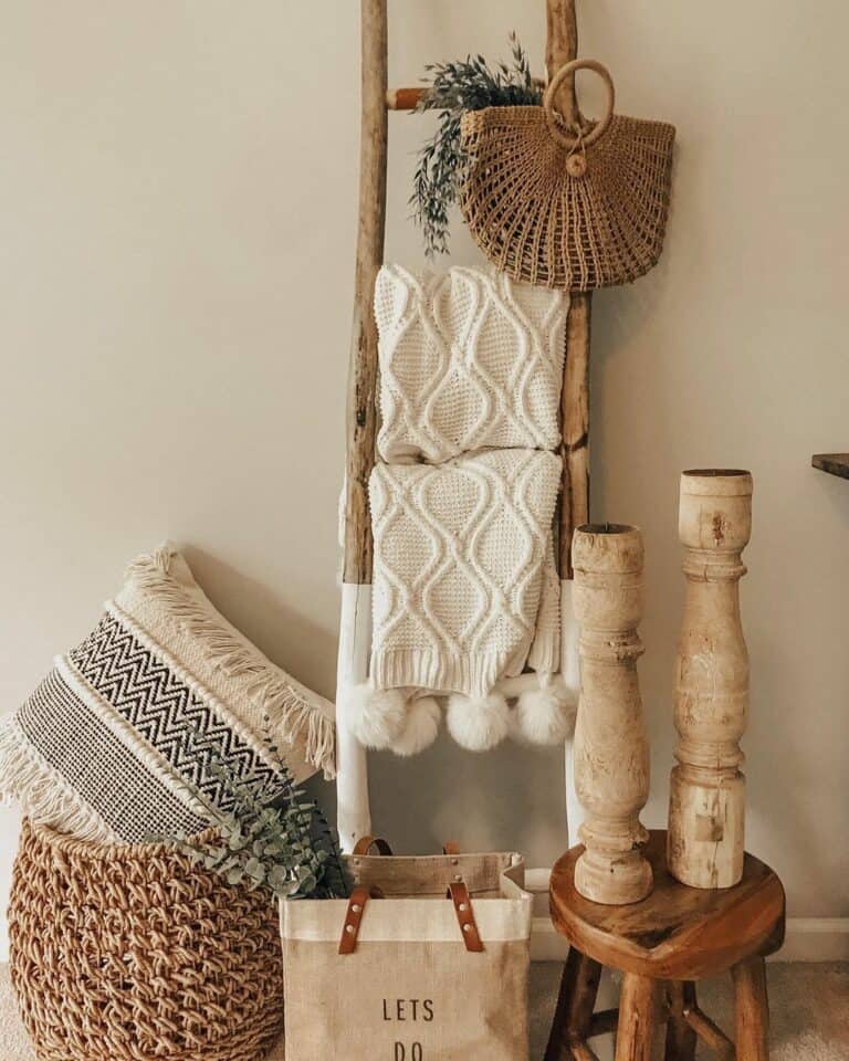 Neutral Fall Décor with Blanket Ladder