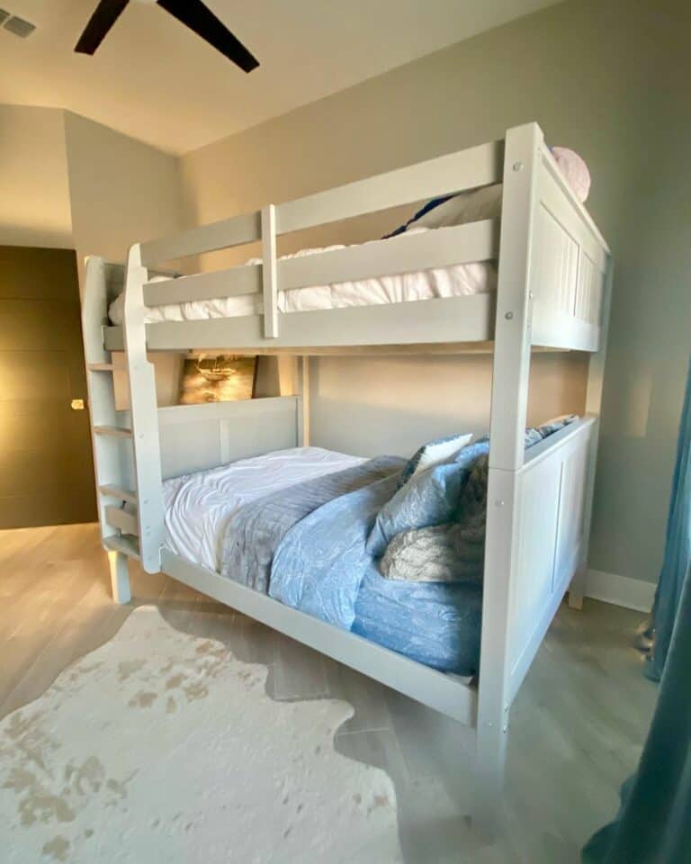 Neutral-toned Bedroom With Bunk Bed