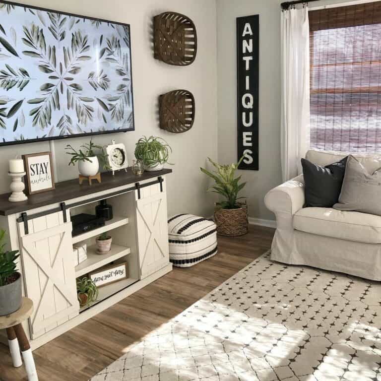 Neutral-toned Family Room Idea