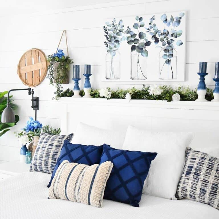 Royal Blue and White Bedroom Décor