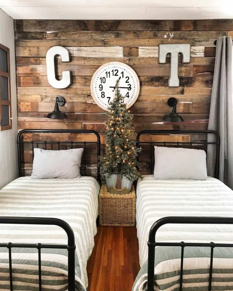 Small twin beds shop for small spaces