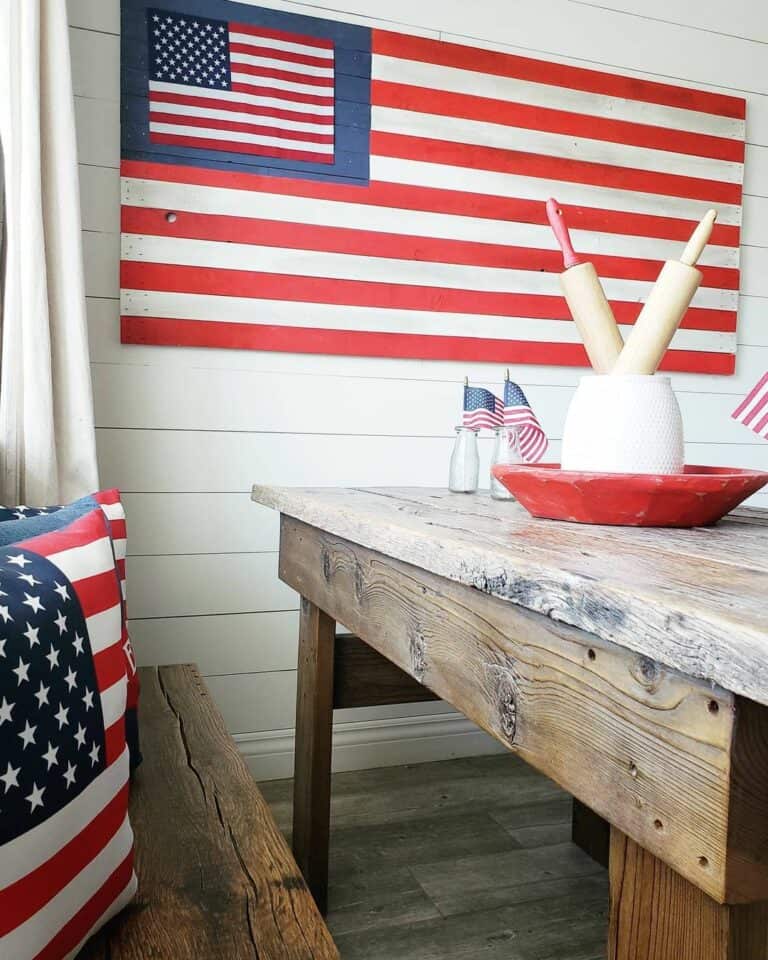 Rustic Kitchen With Flag Wall Décor