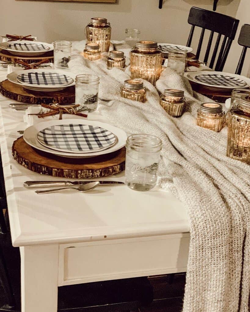 Rustic Mason Jars Centerpiece Ideas