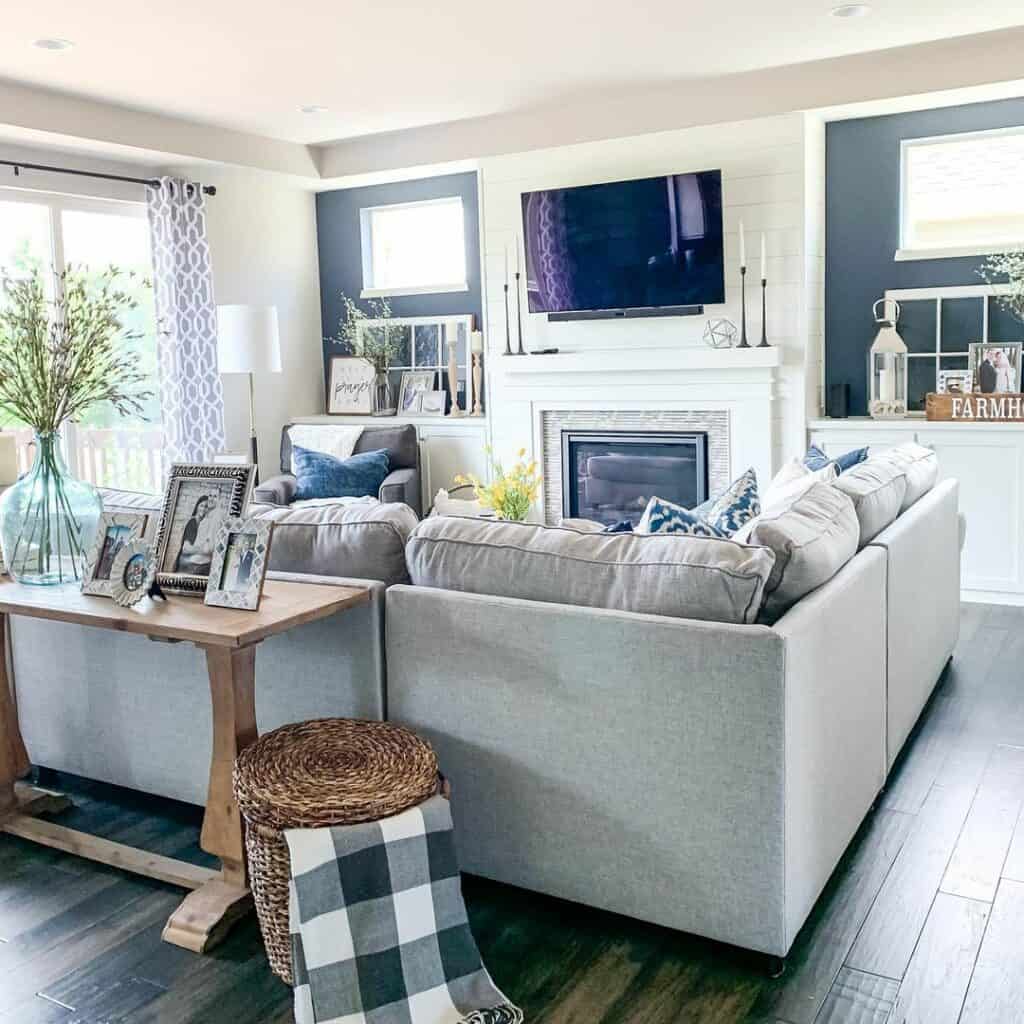 Sectional Living Room Ideas for a Gray