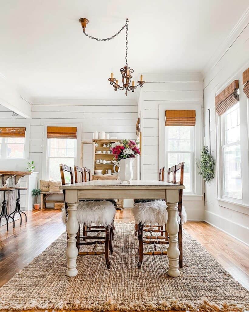 Shiplap Paneling Walls in Minimalist Dining Room