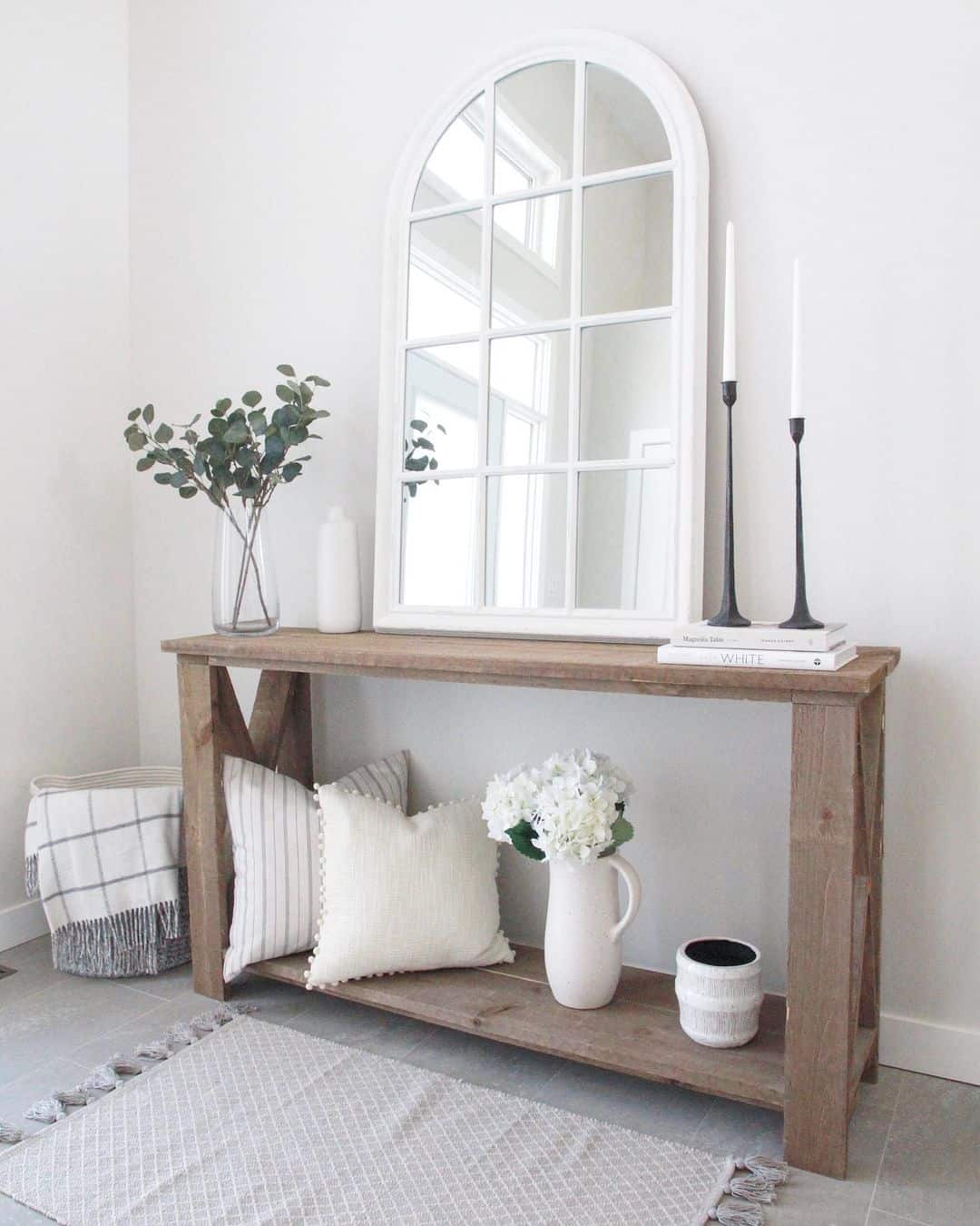 33 Console Table Décor Ideas to Wow Your Guests