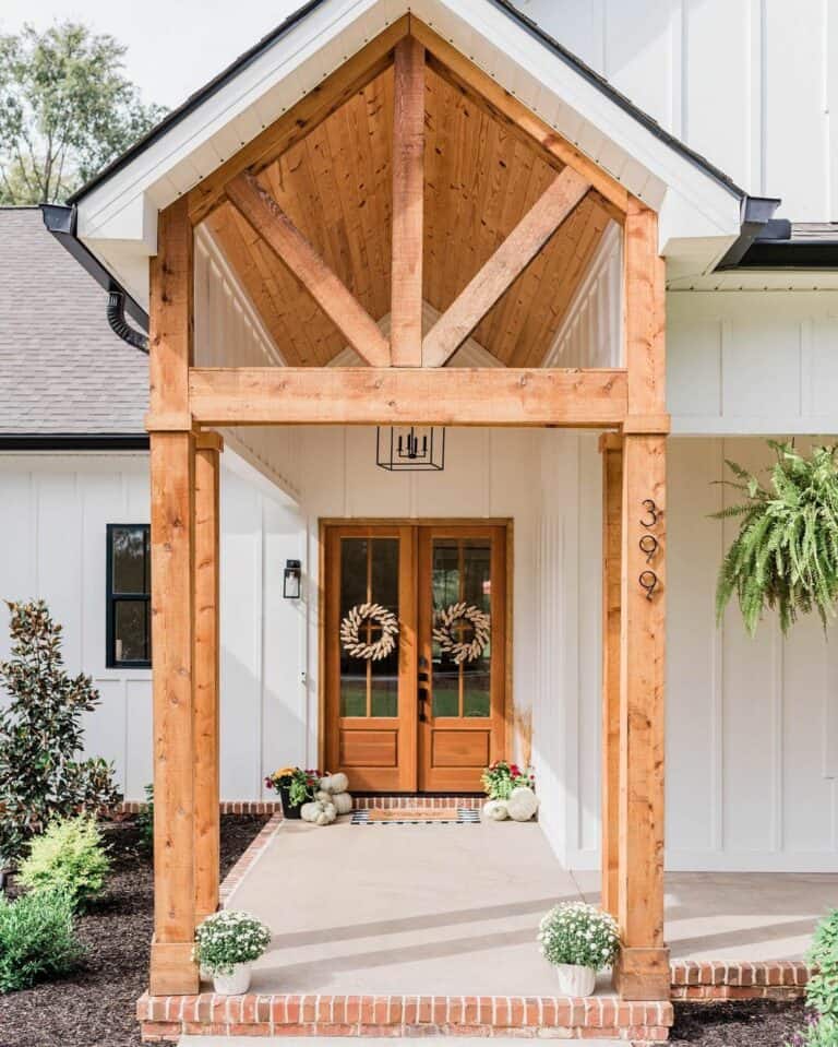 Small Porch Lighting Ideas for Neutral Designs