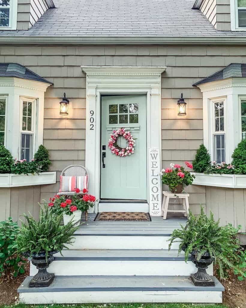 Soft Front Porch Lighting Ideas