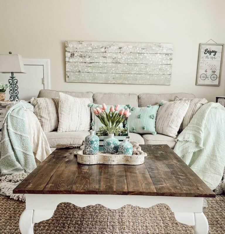 Spring Farmhouse Styling for Lounge