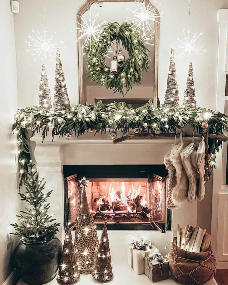 Twinkle Lights Christmas Garland for Mantel