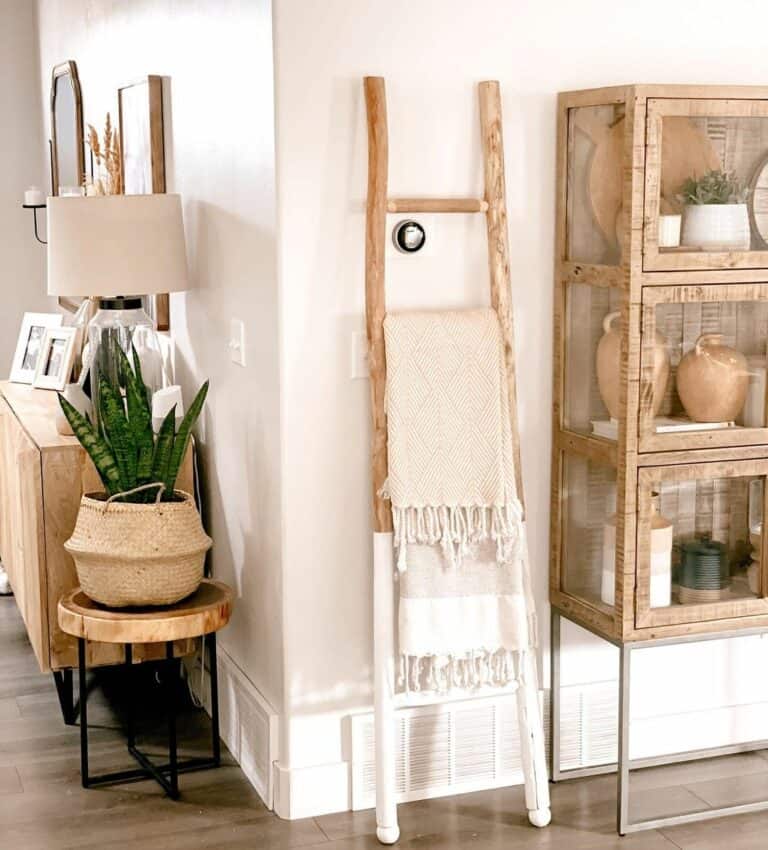 Unique Wood Blanket Ladder