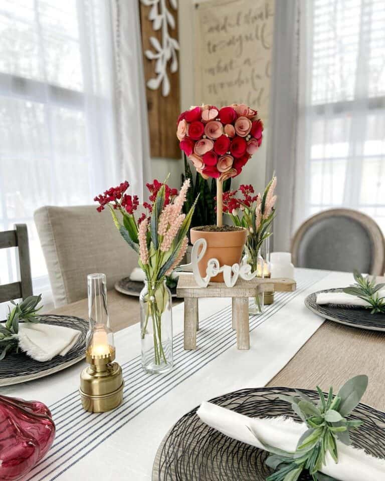 Valentine's Décor Ideas for Modern Dining Room