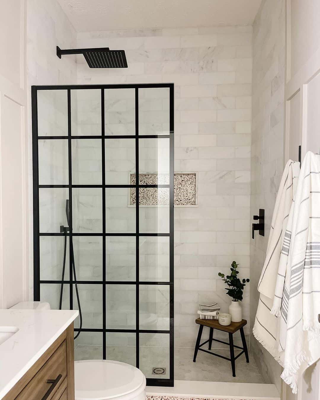 25 Modern Bathroom Tiles to Update Your Space