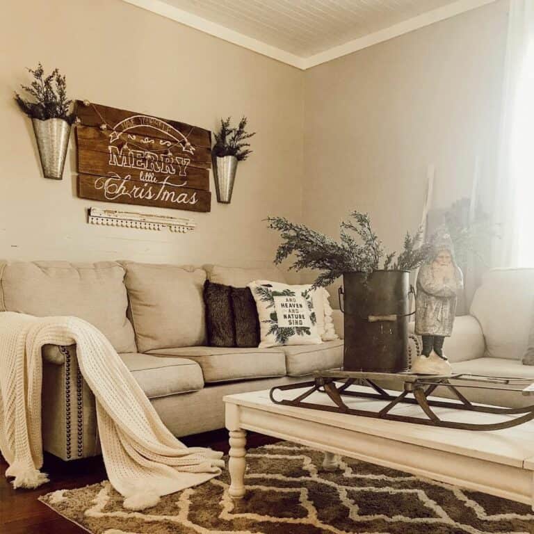 Vintage Christmas Living Room Décor