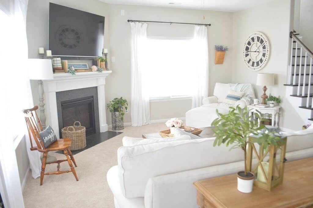 White Couch for Simple Living Room