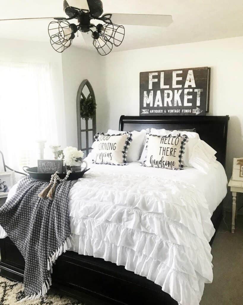 Black and shop white farmhouse bedding