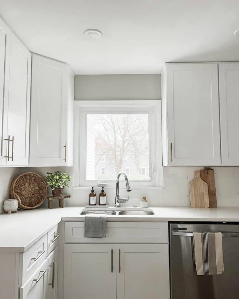 White Full Overlay Kitchen Shaker Cabinets