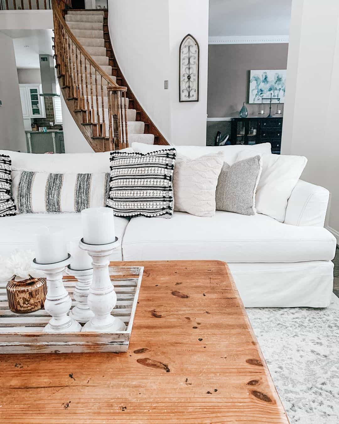 32 White Couch Living Rooms Ideas to Transform Your Seating Space