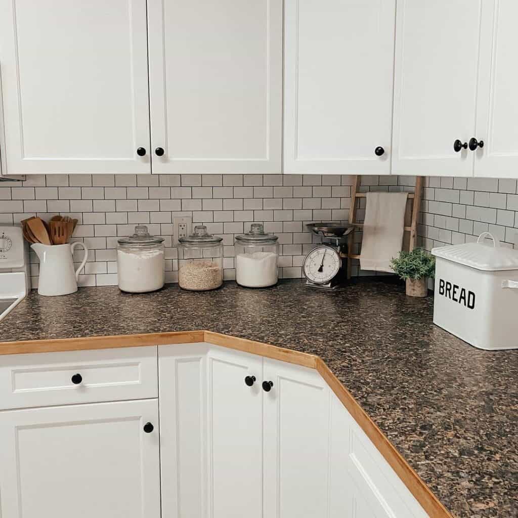 White Subway Tile Backsplash Ideas in a White Kitchen