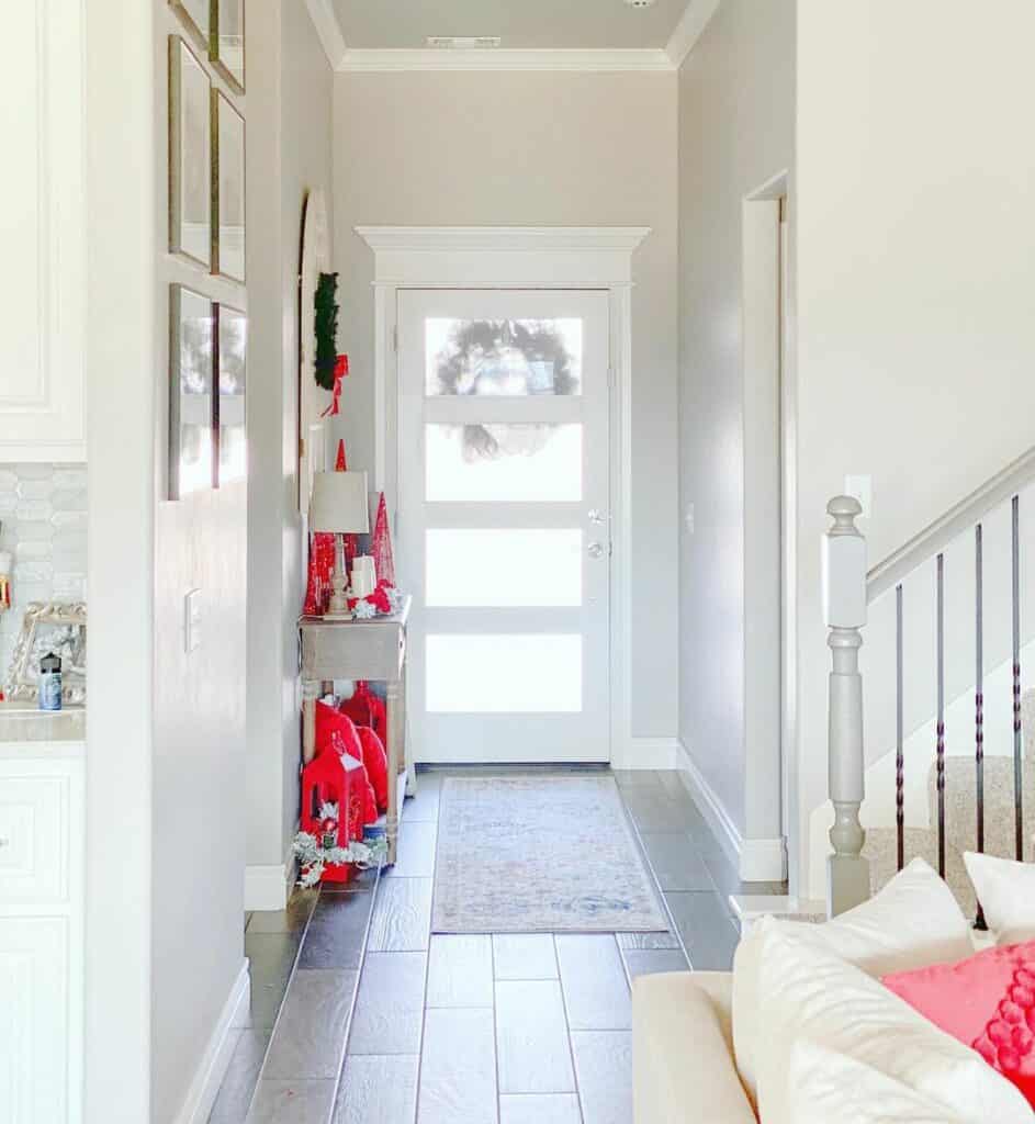 White and Red Themed Small Entryway