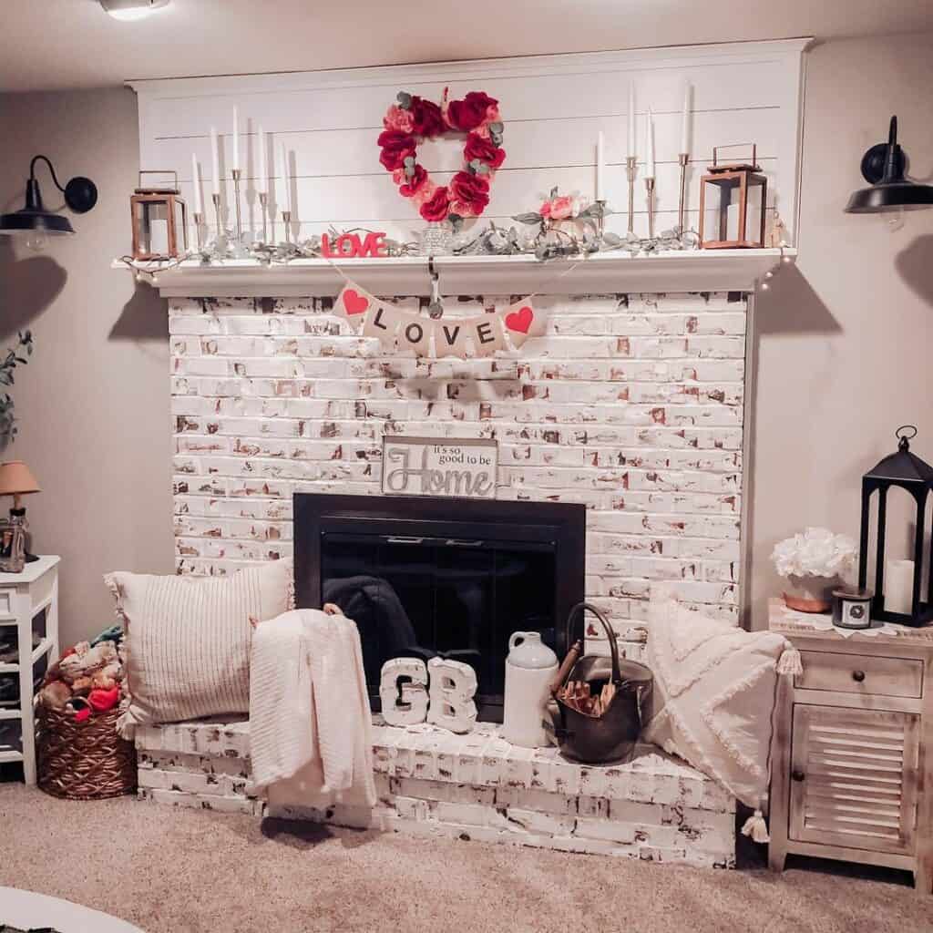 30 Cute Valentine’s Décor Ideas for a Loveable Look