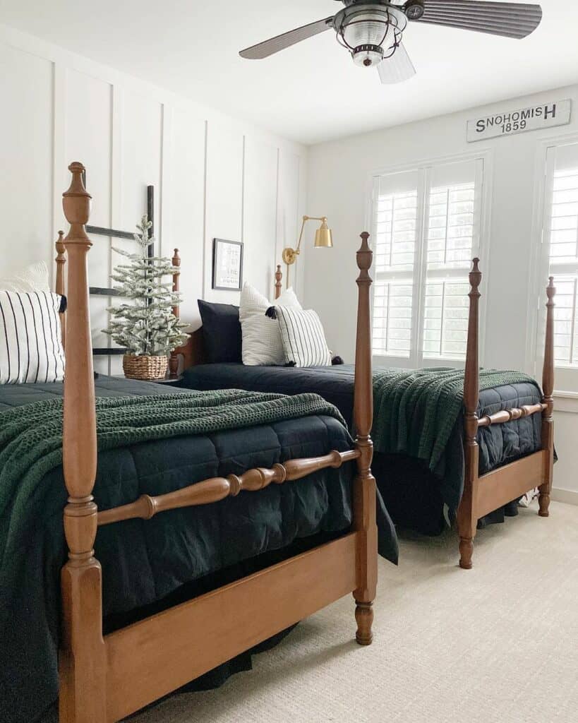 Woodsy Décor Ideas for a Farmhouse Twin Bedroom