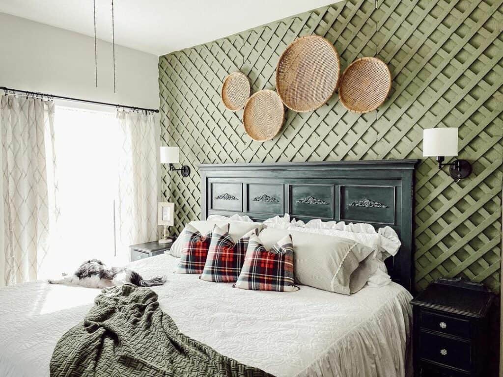 Bedroom With Green Lattice Accent Wall