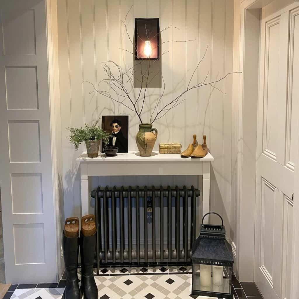 Black and White Entryway Table