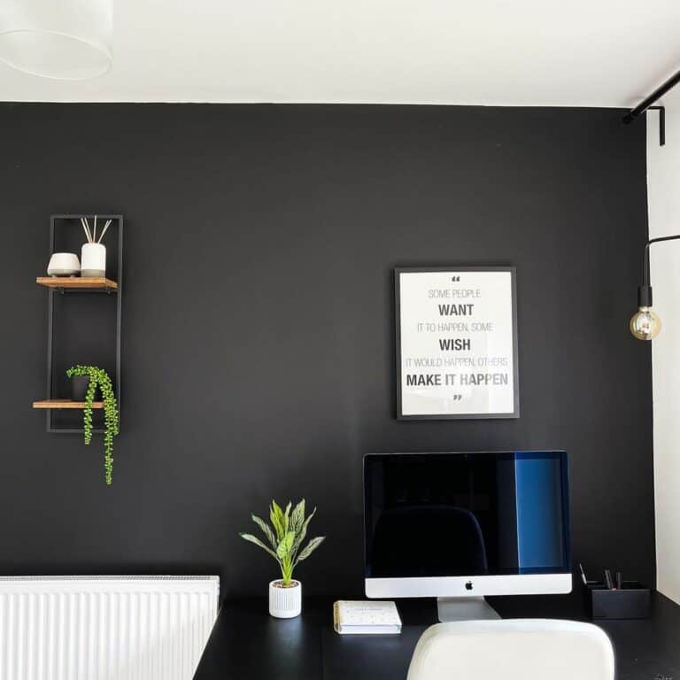 Black and White Office Décor Design