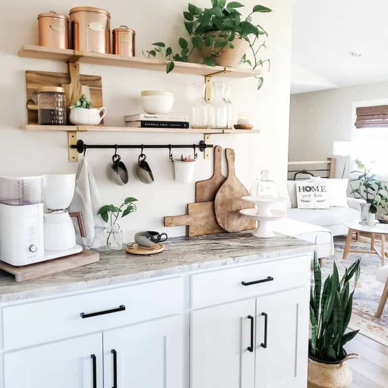 Bright and Inviting Small Kitchen
