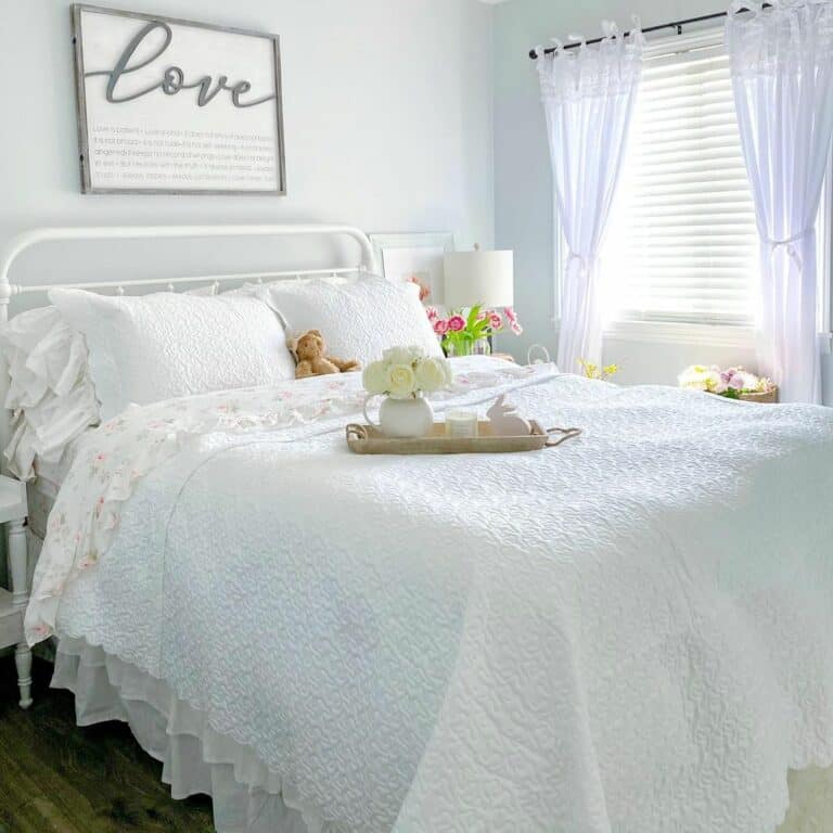 Charming Romantic White Bedroom Idea