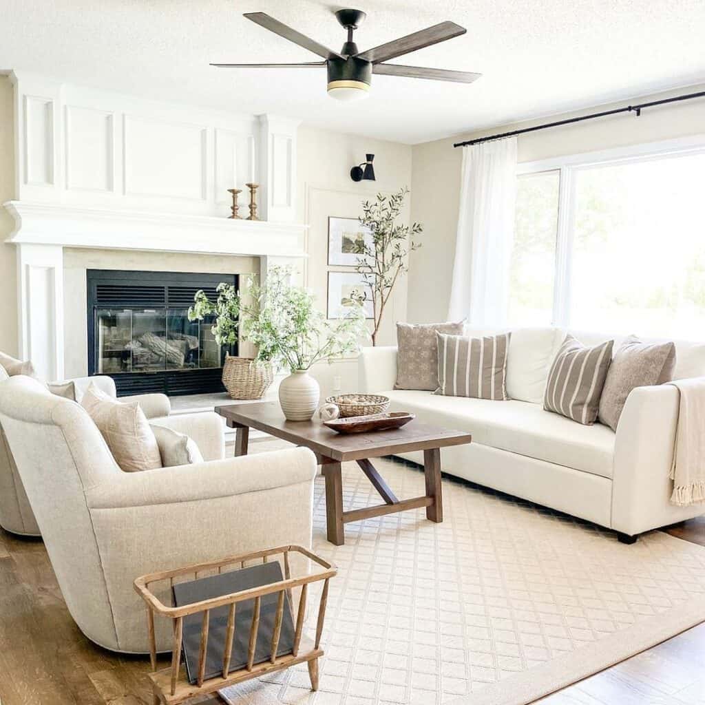 Classic White Living Room with Ceiling Fan