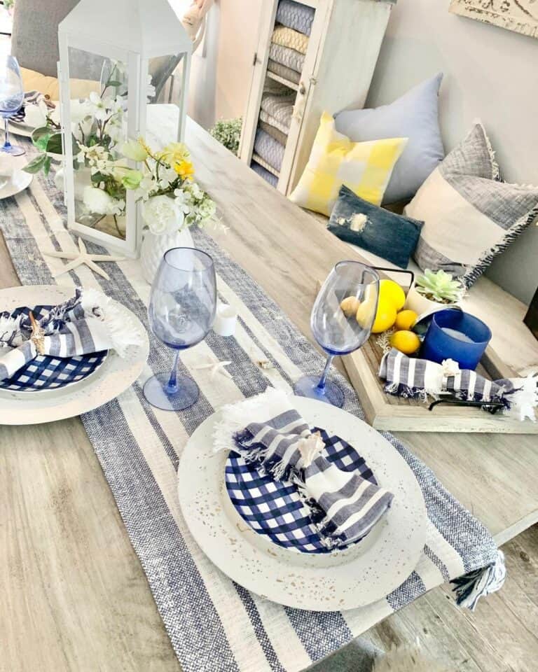 Coastal Cottage Table Décor