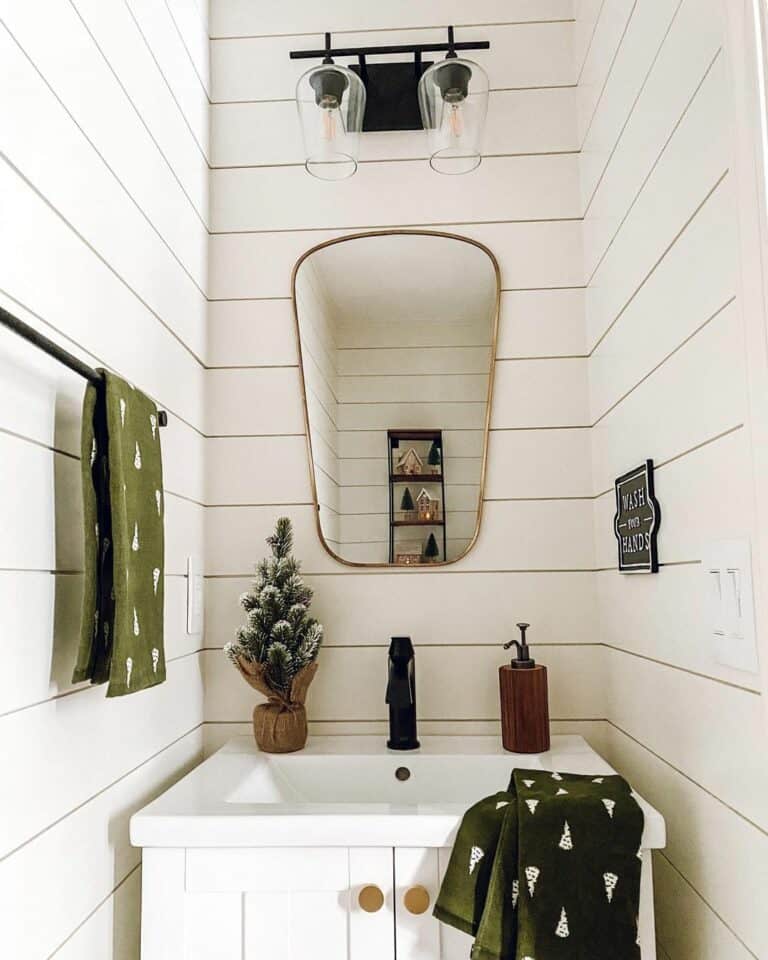 Compact and Modern Bathroom Design Idea