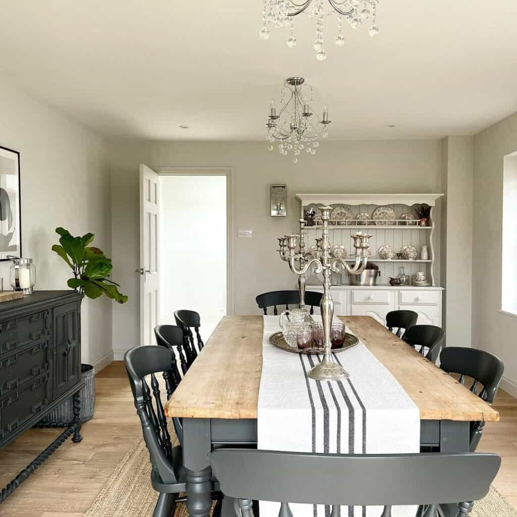 Contrasting Furniture Displayed in Dining Room