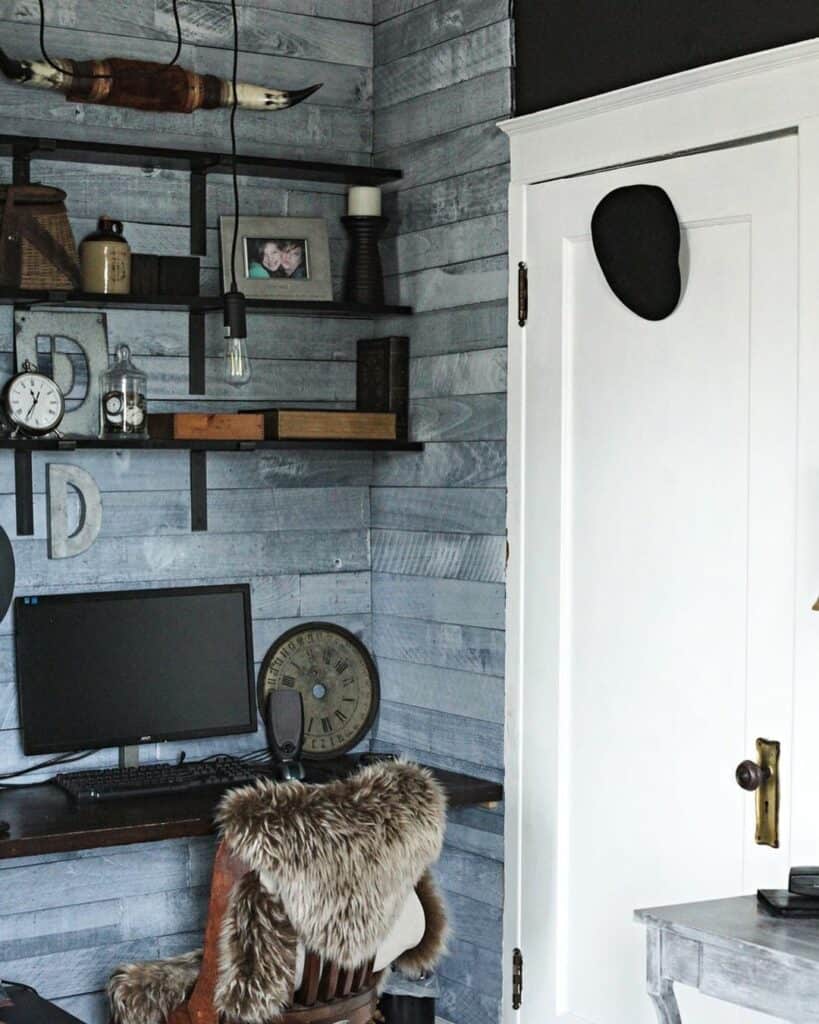 Cool-toned Masculine Home Office Inspiration