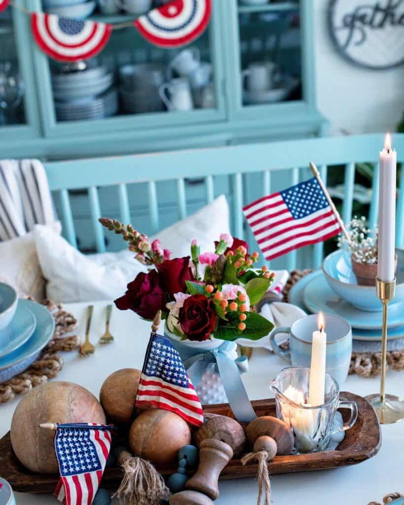 Easy Flag Décor for a Patriotic Dining Table