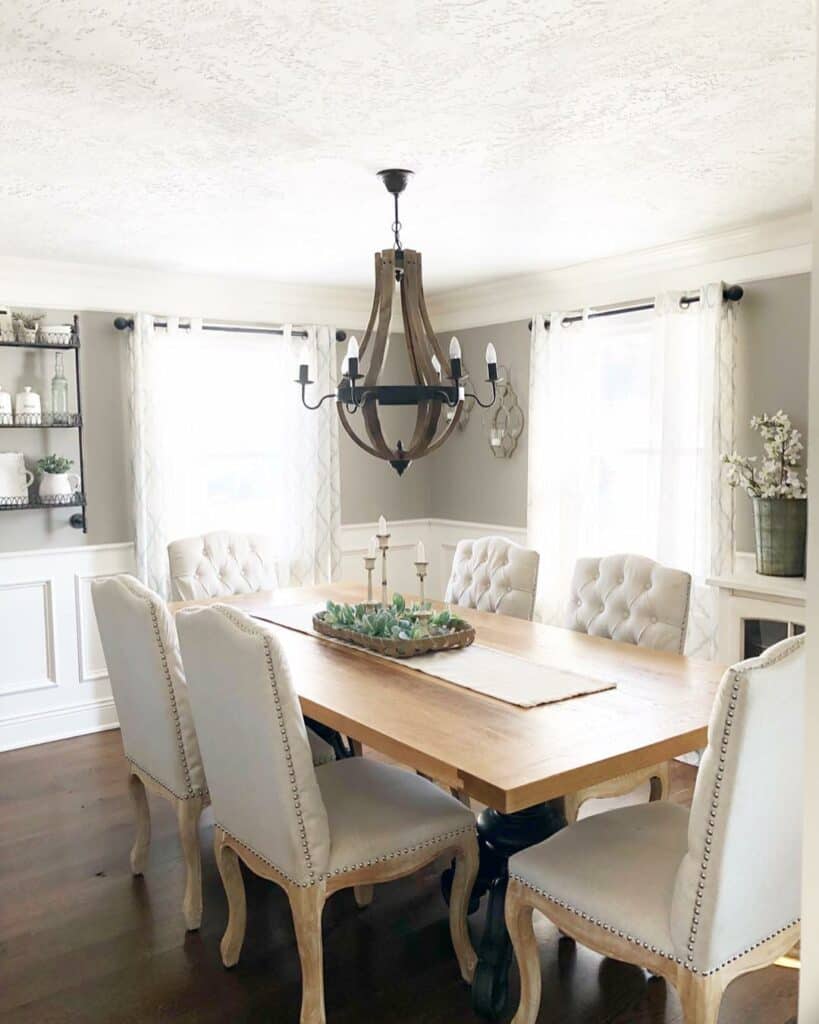 Elegant Dining Room Filled With Farmhouse Inspiration