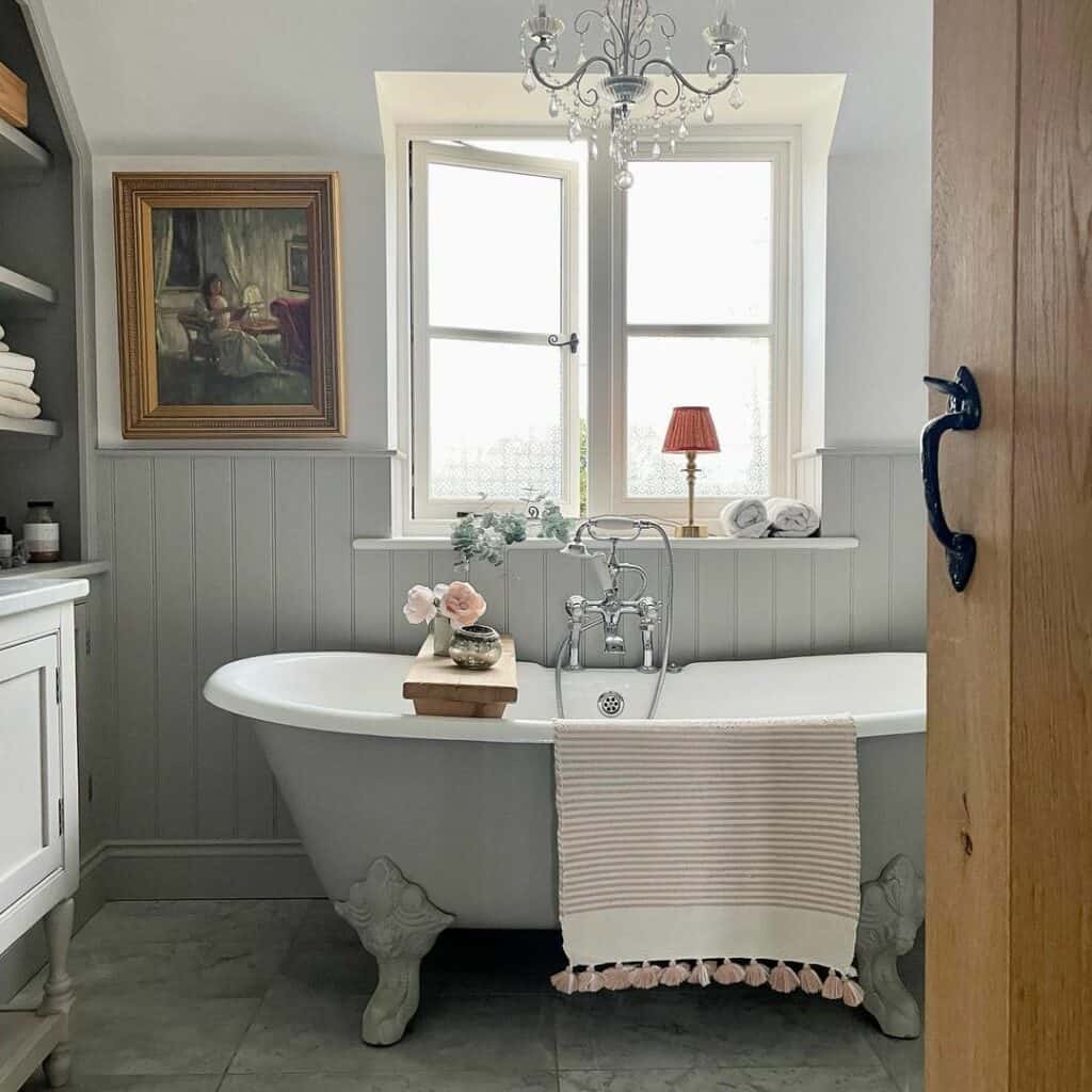 Elegant Farmhouse Wainscoting Bathroom With Bright Walls